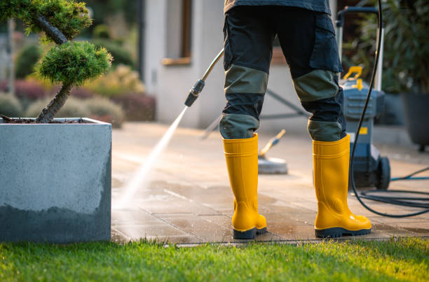 Why Choose Our Certified Pressure Washing Experts for Your Project Needs in Mineral Springs, AR?
